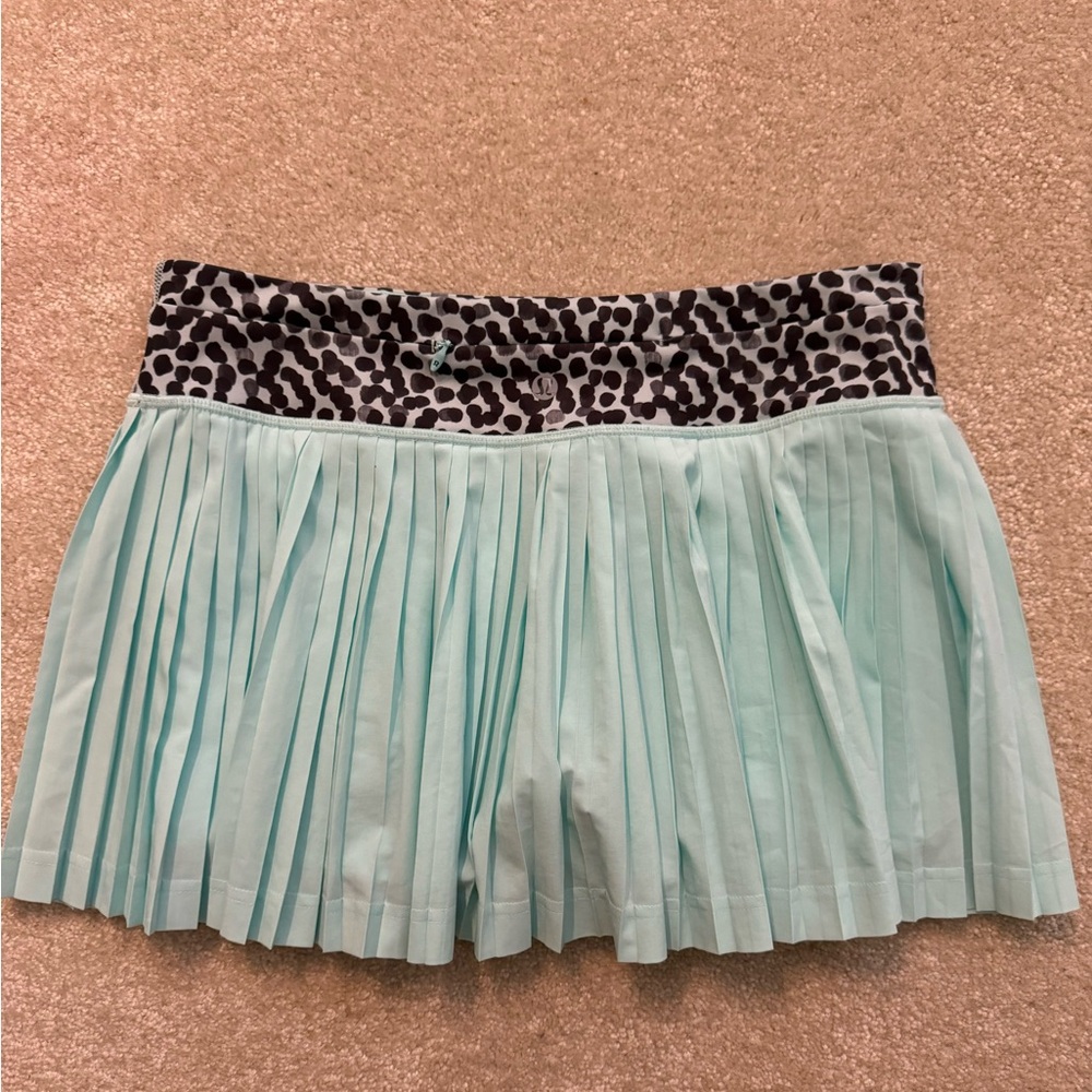 Lululemon pleated skirt Leopard Print Waistband - Mint